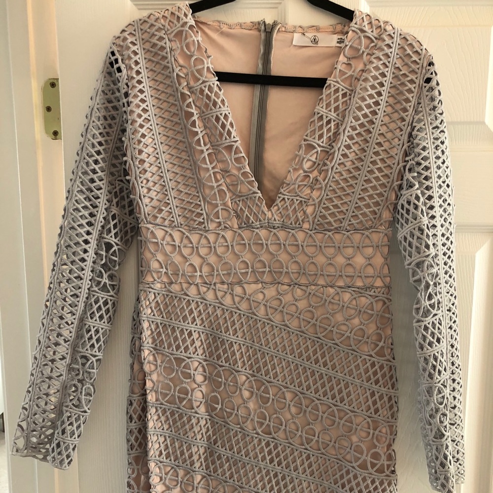 Missguided long sleeve silver/nude dress